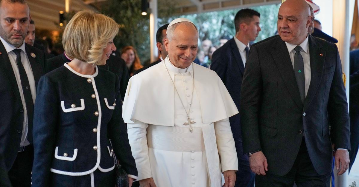 Papst-Leo-XIV-ruft-im-Libanon-zu-Frieden-und-Hoffnung-auf