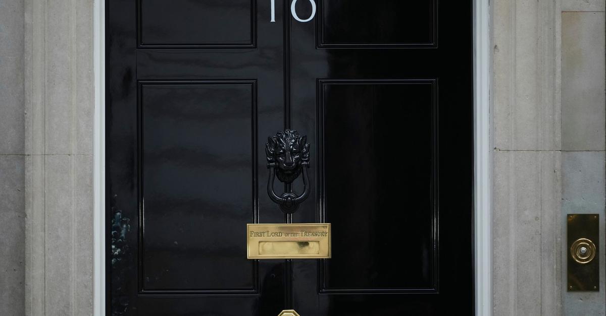 St-rzt-Gro-britanniens-Premier-ber-den-Epstein-Skandal-