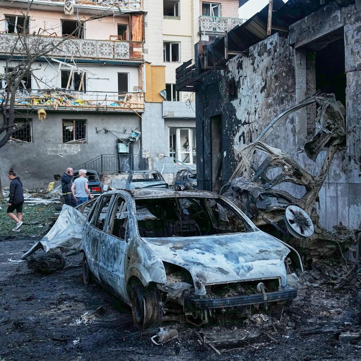 https://img.wiesbadener-kurier.de/politik/politik-weltweit/sles9n-ukraine-krieg-kiew/alternates/GOOGLE_1200_1_1/ukraine-krieg%20-%20kiew.webp