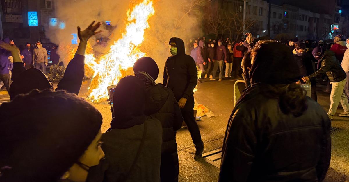 Aktivisten-Mehr-als-3-400-Demonstranten-im-Iran-get-tet