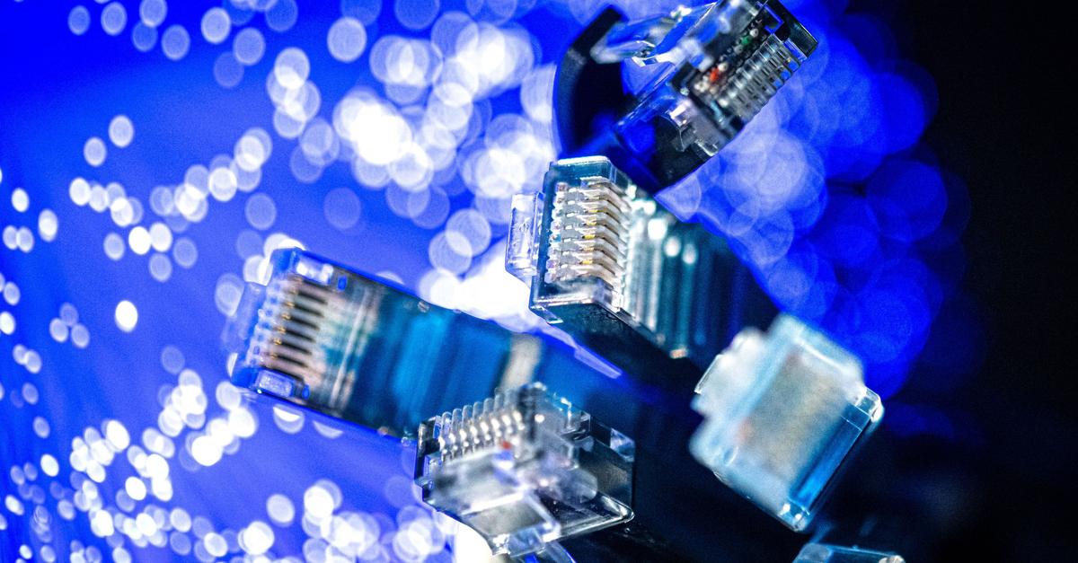 Glasfaser-Von-Laufzeitfallen-und-untergeschobenen-Vertr-gen