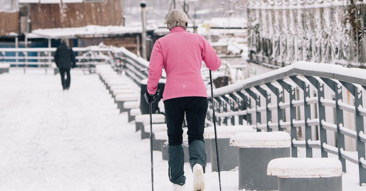 Skilanglauf-um-die-Ecke-Einfach-quer-durch-