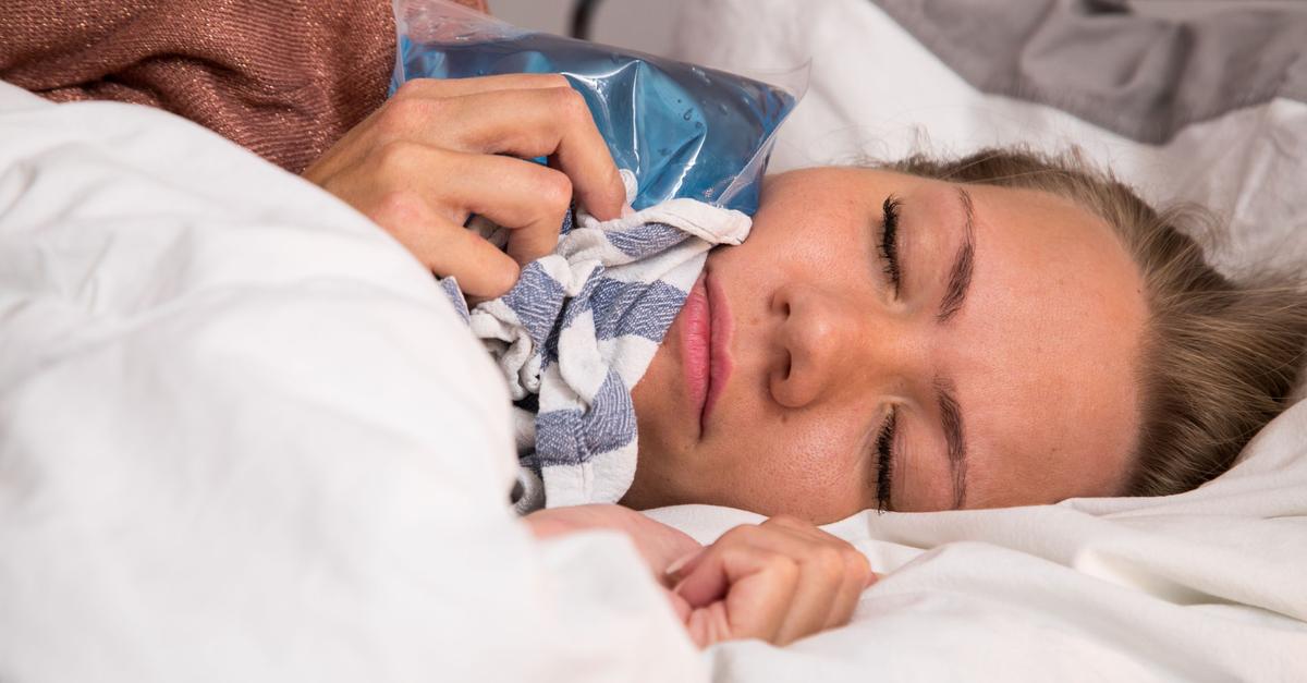 Strokovnjak pojasnjuje, zakaj se zobobol ponoči pogosto poslabša