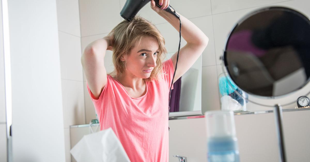 F-hnen-oder-Lufttrocknen-Das-ist-besser-f-r-die-Haare