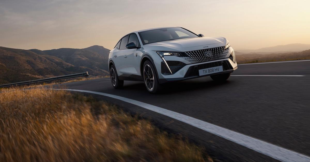 Peugeot-408-jetzt-auch-als-E-Version-im-Handel