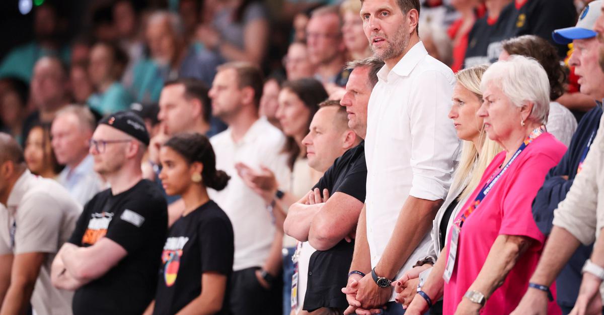 Nowitzki-jubelt-mit-Sieg-f-r-Basketballerinnen-zum-EM-Start