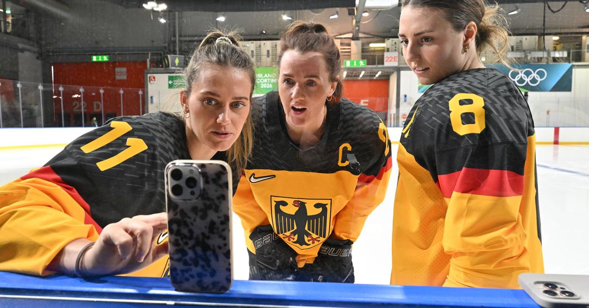 Forsches-Ziel-und-Systemfehler-Start-der-Eishockey-Frauen
