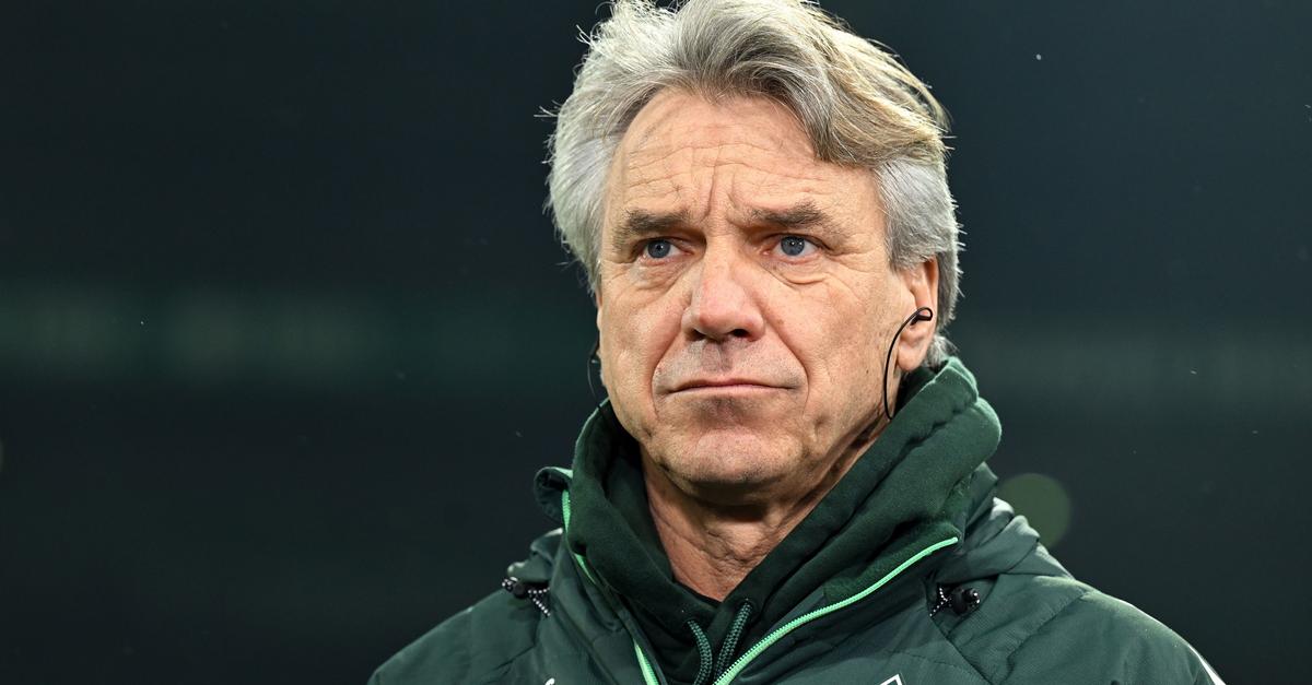 Fritz-h-lt-an-Werder-Trainer-Steffen-fest
