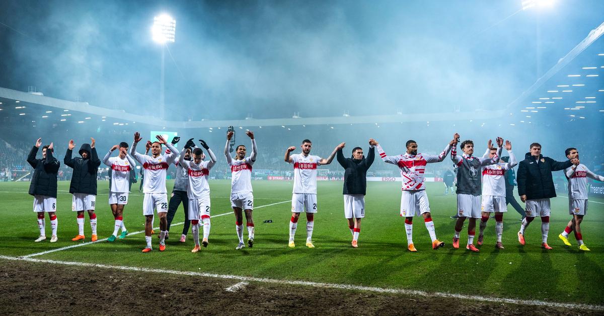 VfB-tr-umt-unterm-Christbaum-von-Berlin-