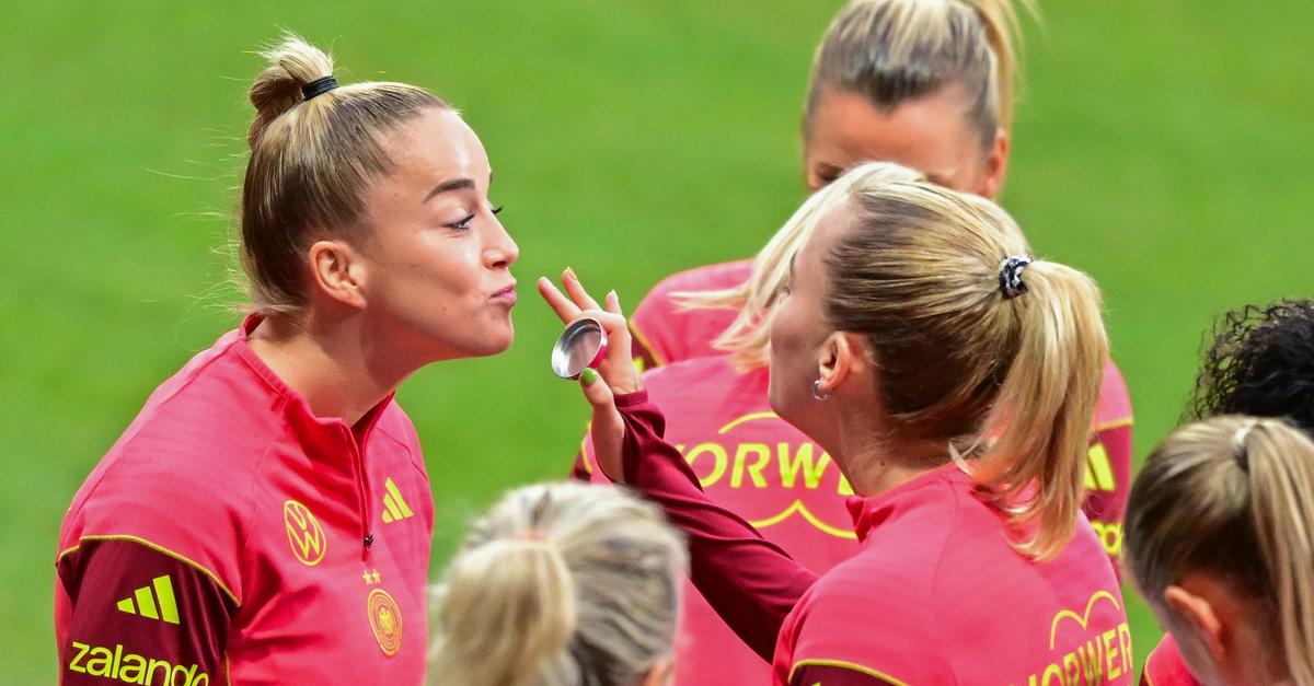 DFB-Kapit-nin-Gwinn-spricht-ber-ihre-schwersten-Momente