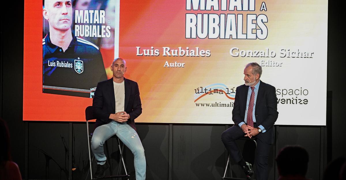 Skandal-Funktionär Rubiales von Onkel mit Eiern beworfen