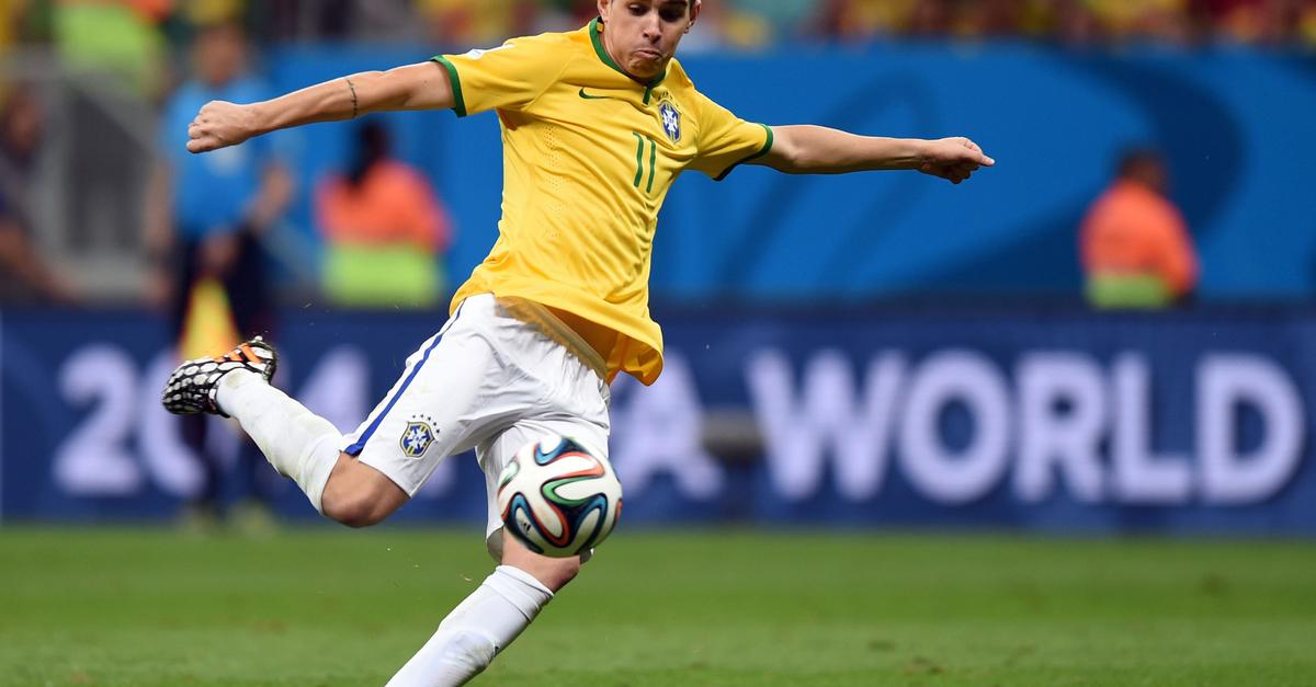Brasilianischer Spieler Oscar bricht bei Training zusammen
