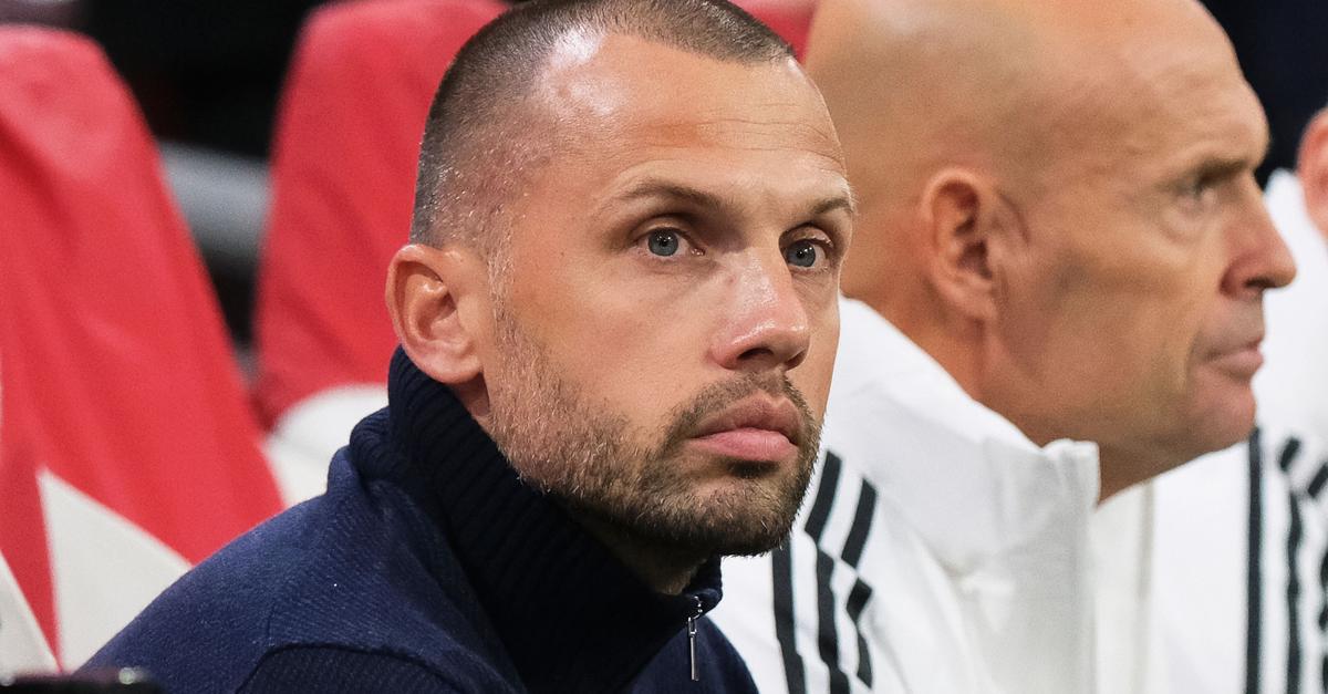 Ajax Amsterdam trennt sich von Trainer Heitinga