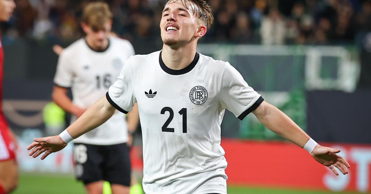 Hoeneß meni, da je medijski hype okoli mladega Karla pretiran