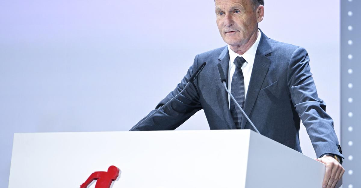 Diskussion-ber-WM-Boykott-Das-sagen-die-Fu-ball-Bosse