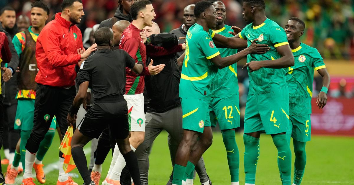 Fast-Abbruch-nach-Eklat-Senegal-holt-Titel-beim-Afrika-Cup