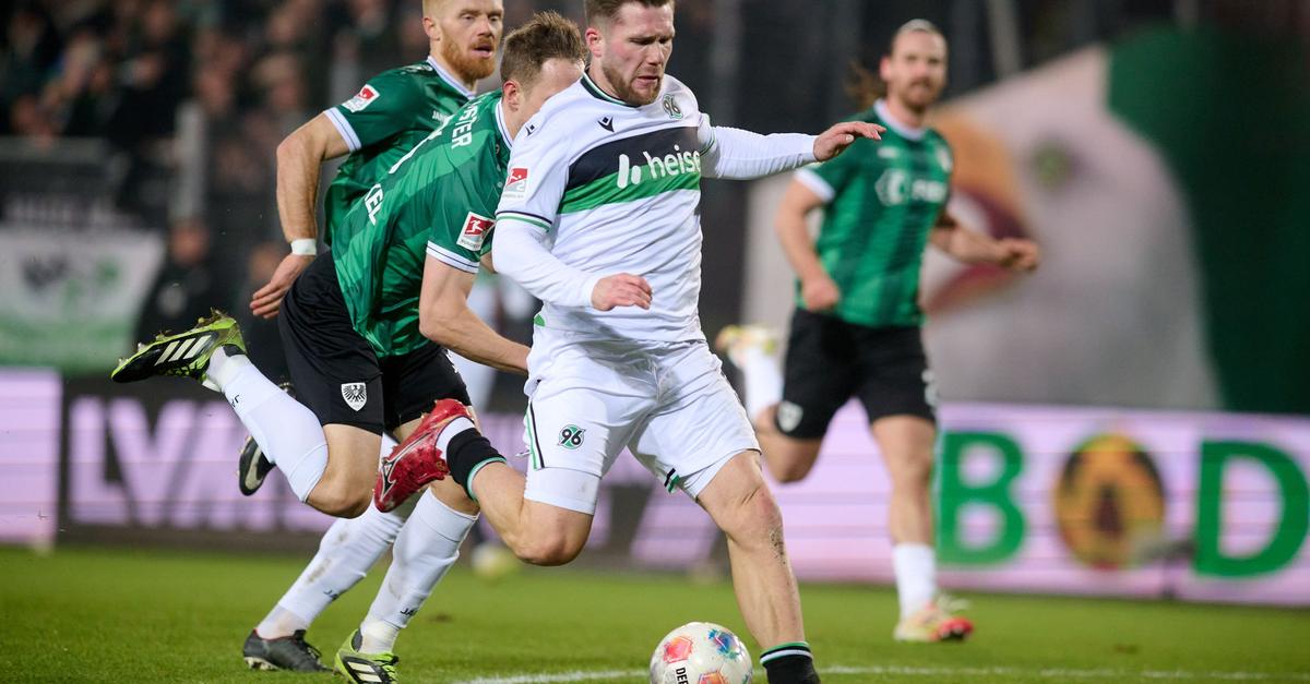 Zwei Tore in der Nachspielzeit: 96 verpasst Sieg in Münster