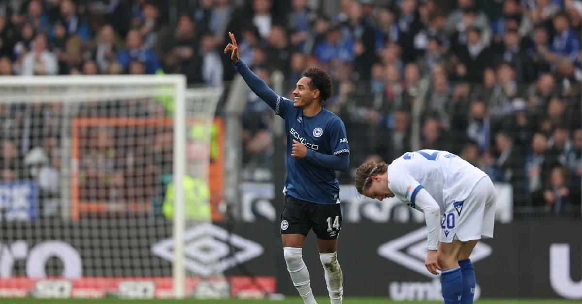Desolater KSC verpasst in Bielefeld Sprung auf Platz drei