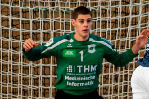 Will beim TV Hüttenberg den Sprung in den professionellen Handball schaffen: Finn Rüspeler. Foto: Jenniver Röczey 