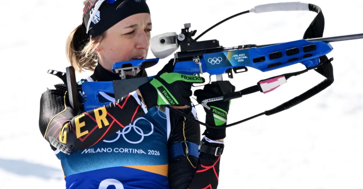 Deutsche-Mixed-Staffel-holt-zum-Biathlon-Start-Bronze