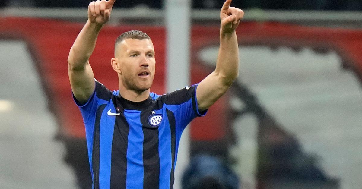 Transfer-von-Starst-rmer-Edin-Dzeko-zu-Schalke-fast-perfekt