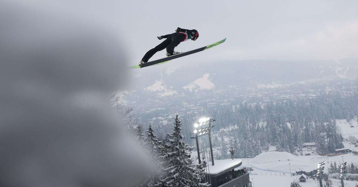 Skispringer-Geiger-und-Paschke-im-Super-Team-chancenlos