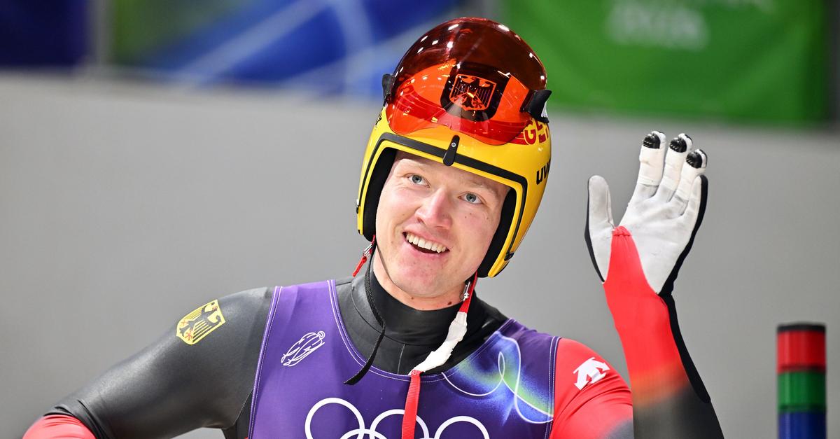 Trotz-steifem-Hals-Langenhan-rast-zu-Rodel-Gold