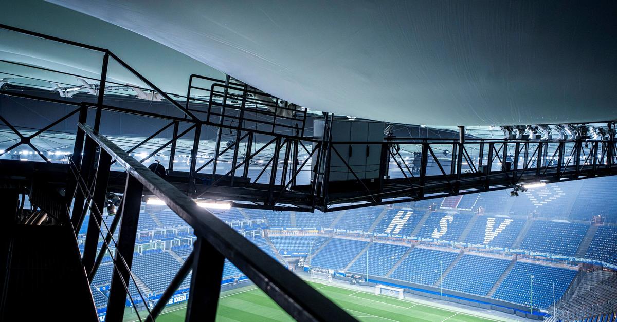 Stadiondach-h-lt-HSV-Heimspiel-wird-ausgetragen