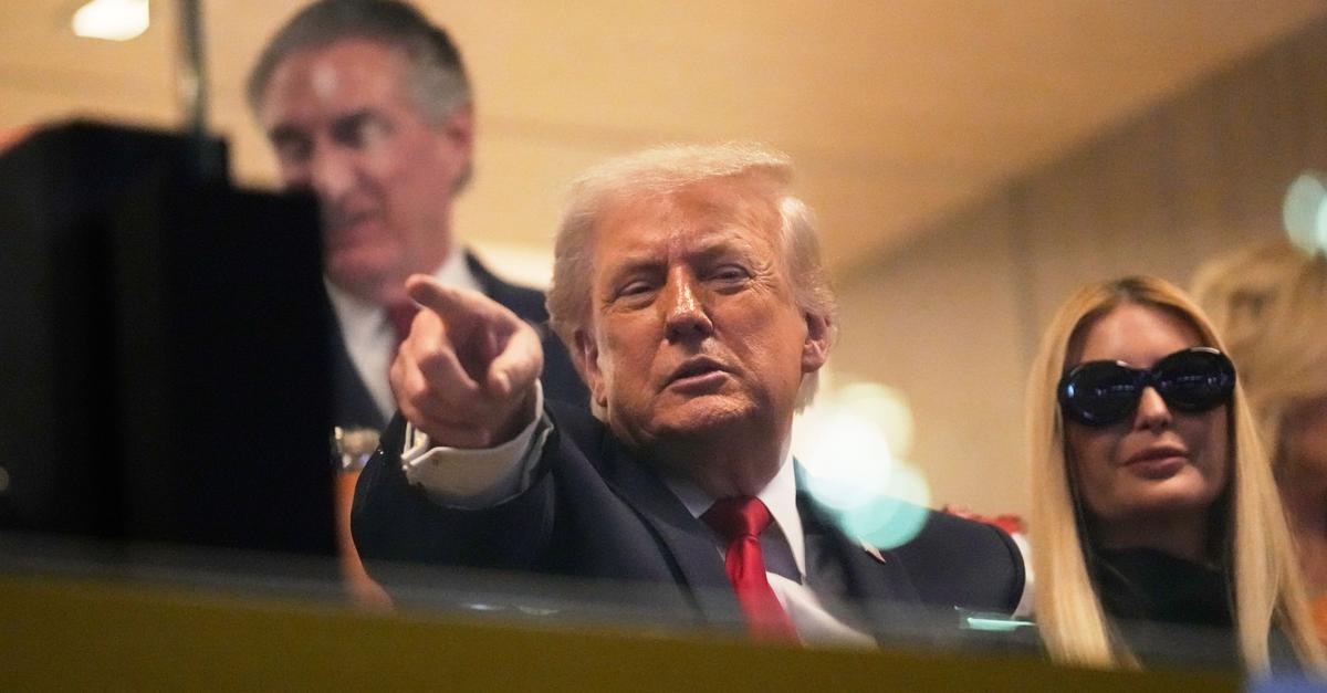 Trump-Wut-und-Flitzer-Das-geschah-auch-noch-beim-Super-Bowl