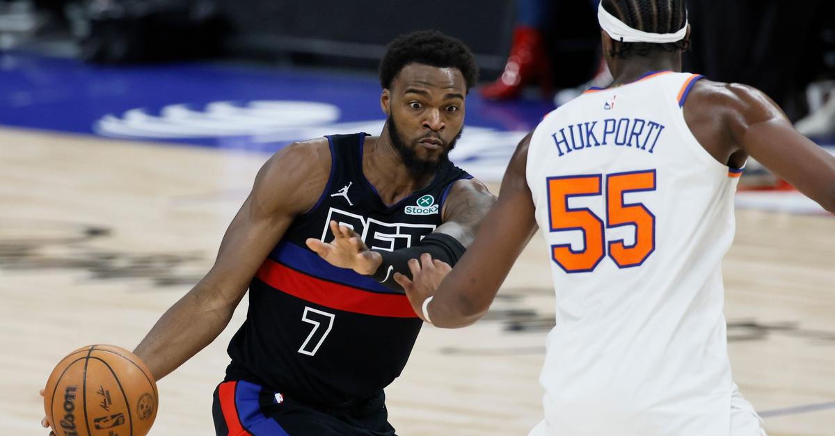 Hukporti-verliert-mit-New-York-NBA-Spitzenspiel-in-Detroit