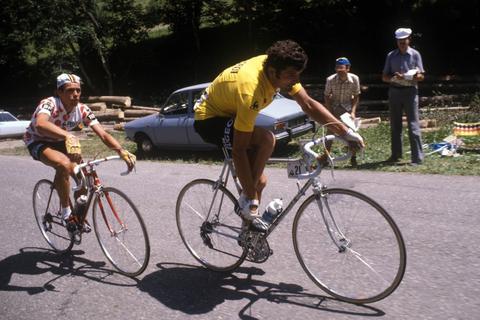 Ein gewohntes Bild: Lucien van Impe im gepunkteten Trikot am Berg. Der Belgier gewann die Bergwertung der Tour de France insgesamt sechsmal. Archivfoto: imago