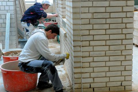 Viele junge Menschen haben in diesen Tagen ihre Ausbildung begonnen. Archivfoto: dpa 
