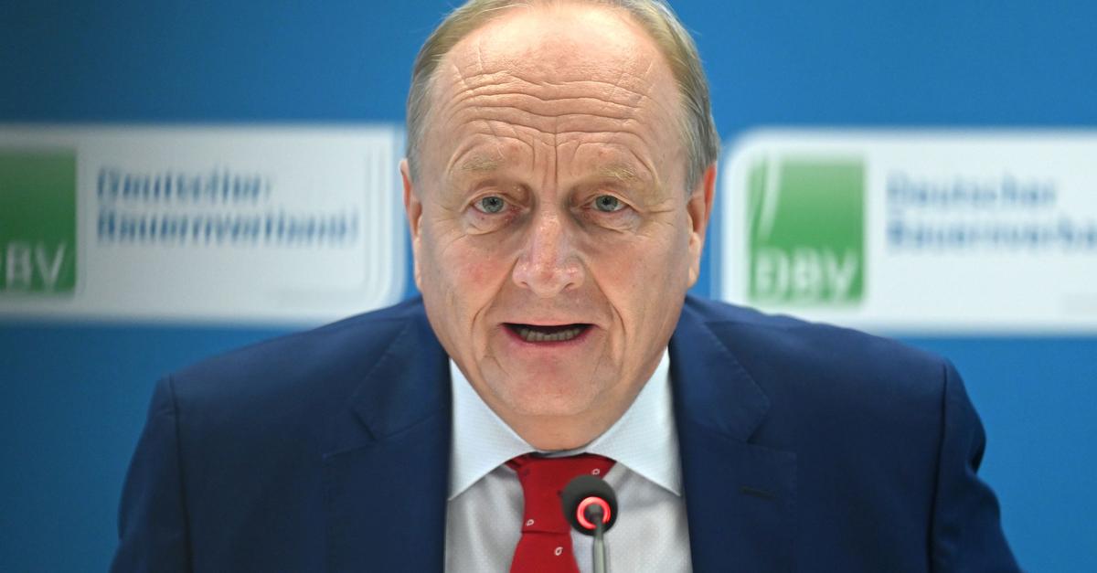 Bauern-besorgt-Kosten-steigen-Preise-fallen