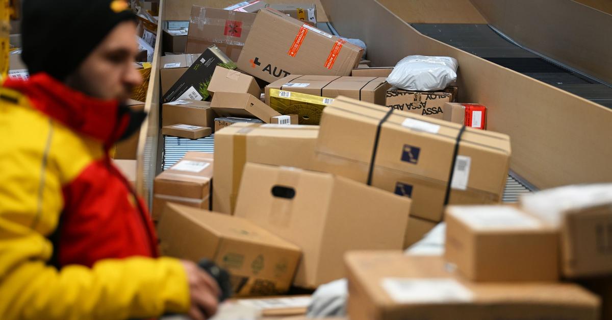 EU razmišlja o uvedbi carin na poceni uvoženo blago