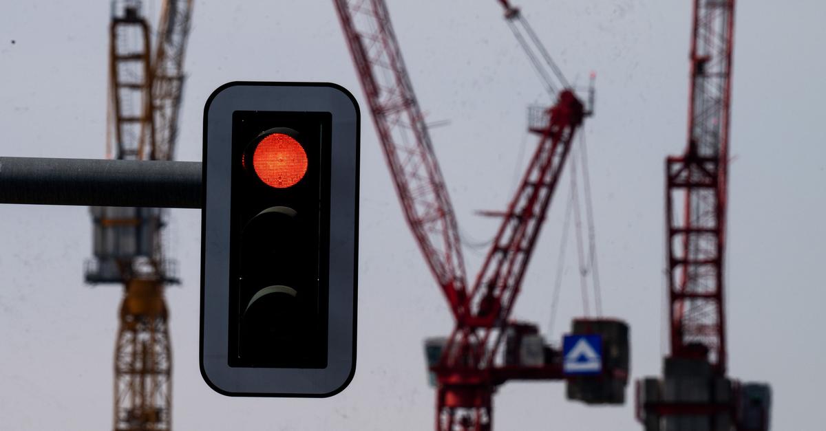 Wachstum-2026-schw-cher-Bundesregierung-senkt-Prognose