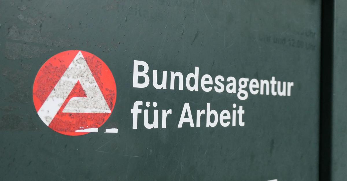 Zahl der Arbeitslosen sinkt im November