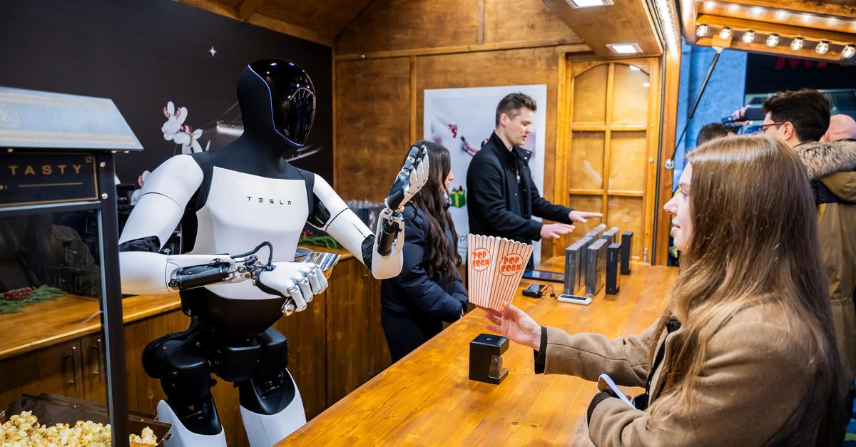 Tesla zeigt Optimus-Roboter in Berlin