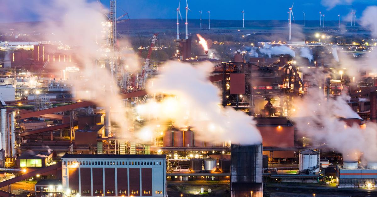 Industriepr-sident-sieht-Standort-im-freien-Fall-