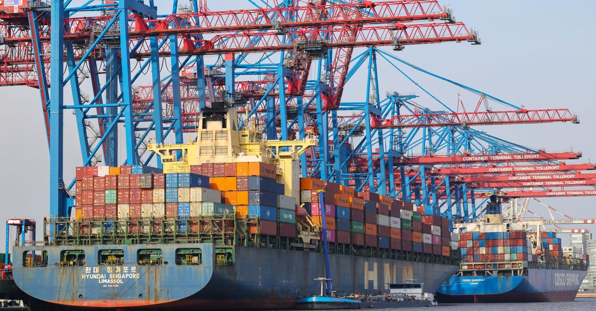 Bund kündigt Initiativen für maritime Wirtschaft an