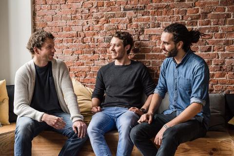 Im Jahr 2014 starteten die Gründer Hannes Wiese (von links), Sebastian Betz und Tarek Müller in Hamburg unter dem Dach der Otto-Gruppe mit „About you“. Foto: About you